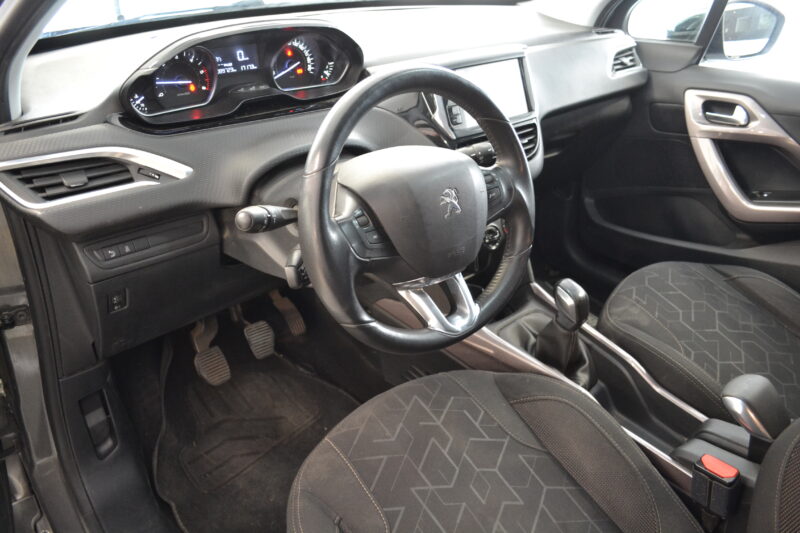 PEUGEOT 2008 1.6 BlueHDi 100 Style