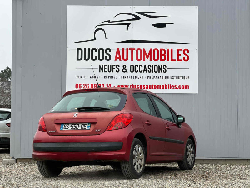 PEUGEOT 207 1.4 16V 90cv Exécutive 