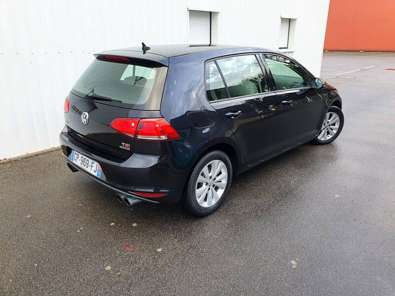 VOLKSWAGEN GOLF 2012