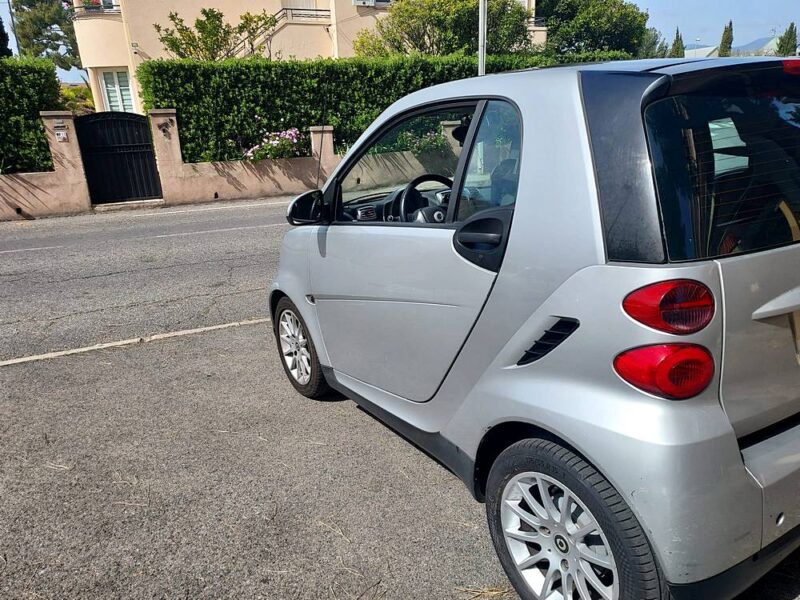 SMART FORTWO 2009 1.0 999 CM3 71 CH 