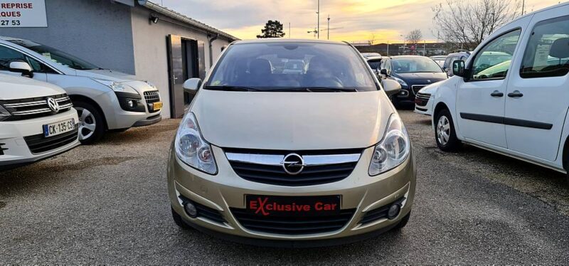 Opel Corsa IV 1.2L essence 80cv Edition