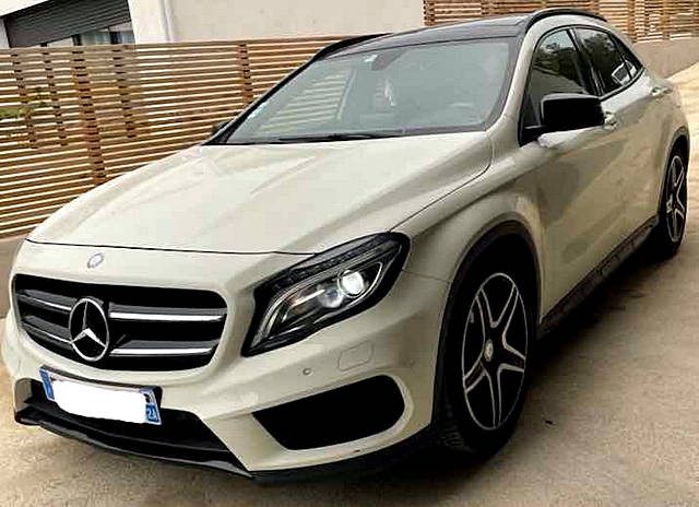 MERCEDES GLA 200D 2016