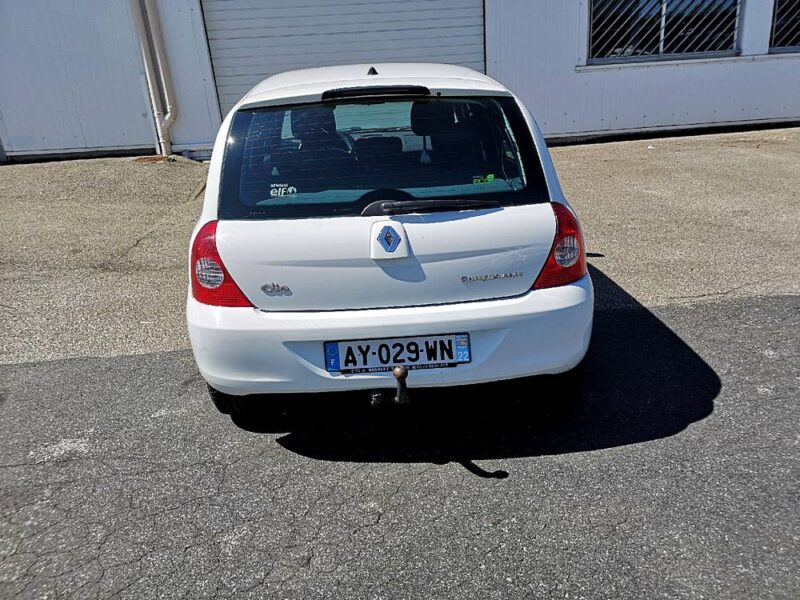 RENAULT CLIO II 2010