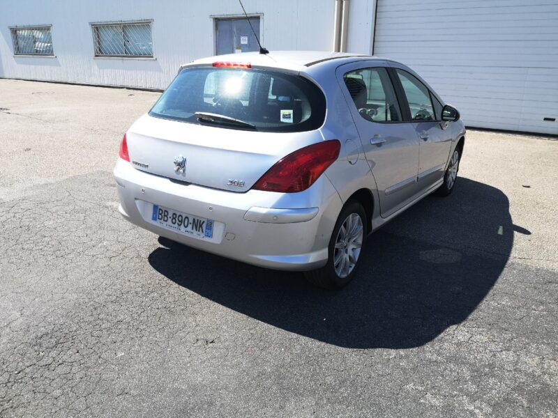 PEUGEOT 308 2010