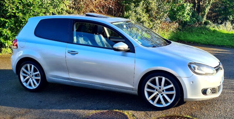 VOLKSWAGEN GOLF 2.0 TDI Carat 140cv DSG6