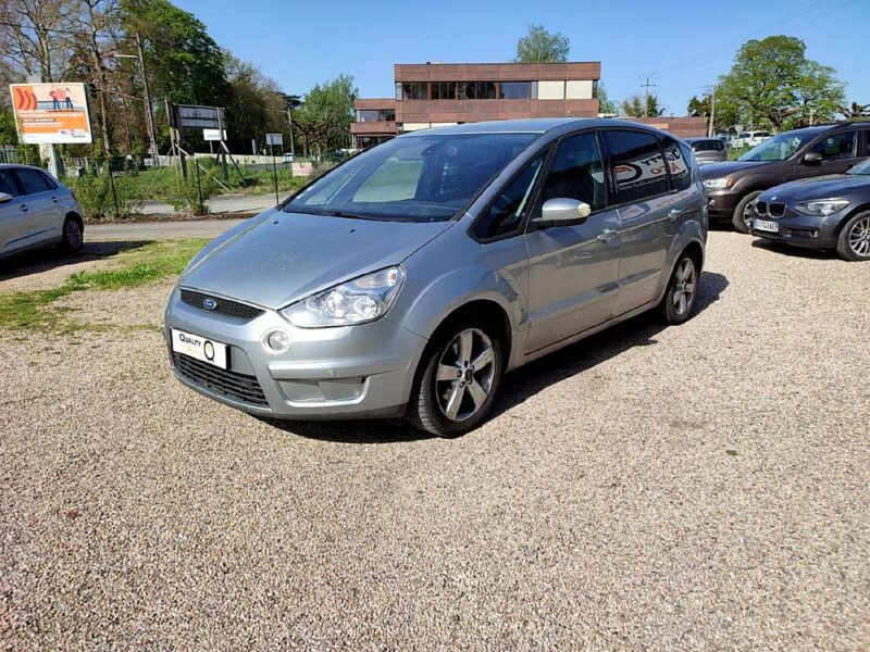 FORD S-MAX 2.0 TDCi 140 TITANIUM 7PL