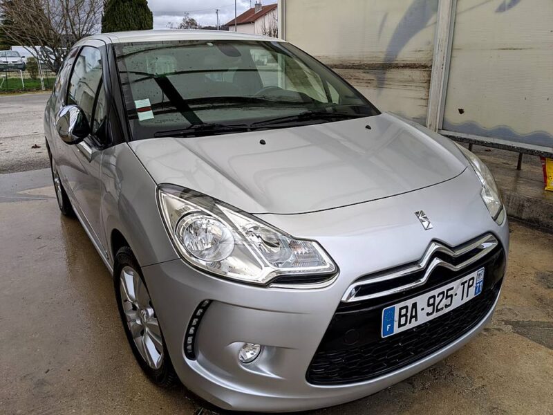 CITROEN DS3 AUTOMATIQUE  SO CHIC 