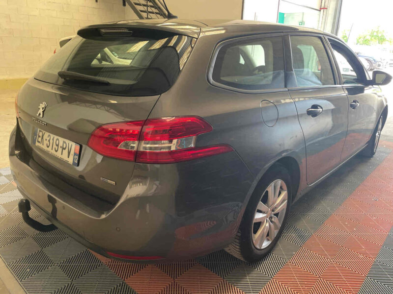 PEUGEOT 308 1.2 THP 130 1199cm3 131cv