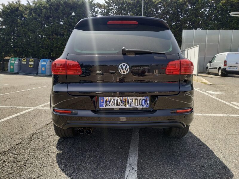 VOLKSWAGEN TIGUAN 2.0 TDI 140ch R-line / MECANIQUE IRREPROCHABLE / DISTRI OK / GARANTIE 12 MOIS