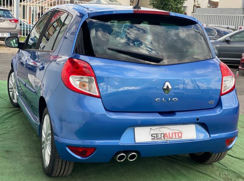 RENAULT CLIO III 2011