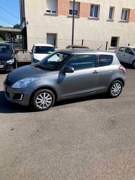 SUZUKI SWIFT 2015