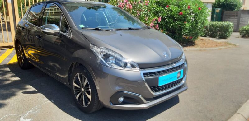 PEUGEOT 208 I 1.2 thp 110 ch tech edition 2019