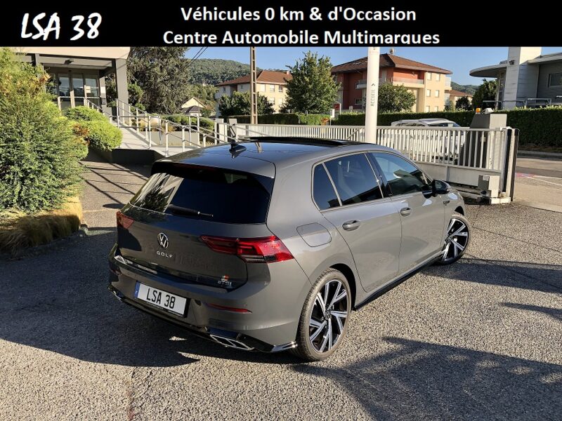 VOLKSWAGEN GOLF VIII 2022