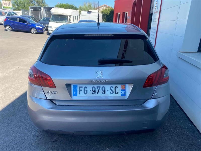 PEUGEOT 308 Allure 130 2019