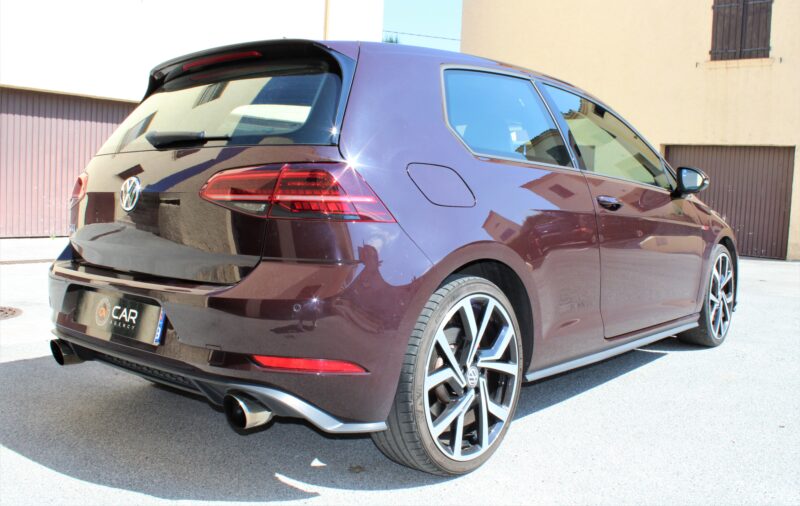 VOLKSWAGEN GOLF 7 2017