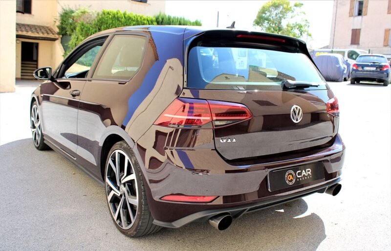 VOLKSWAGEN GOLF 7 2017