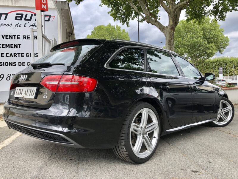 AUDI A4 2.0 TDi 150 Clean Diesel S-Line