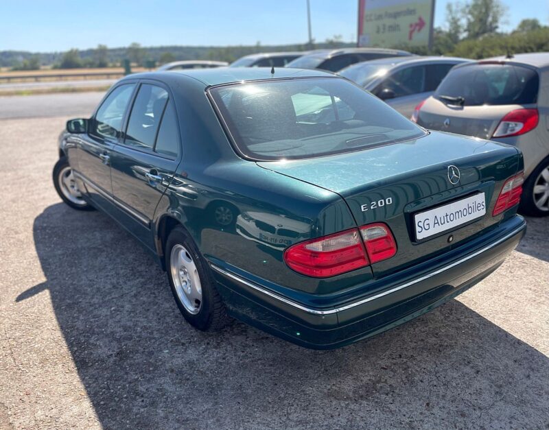 MERCEDES CLASSE E 2002