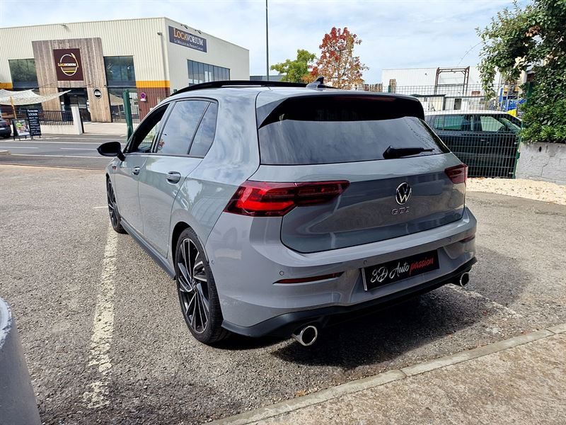 VOLKSWAGEN GOLF VIII 2020