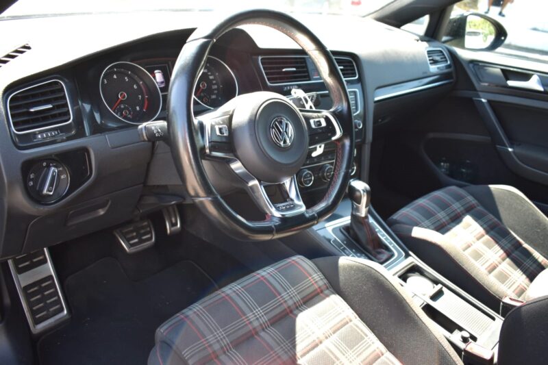 VOLKSWAGEN GOLF 7 GTI performance 2015