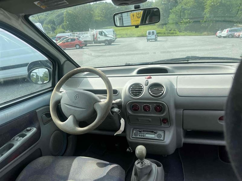 RENAULT TWINGO 2000