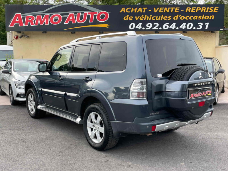 MITSUBISHI PAJERO 2008