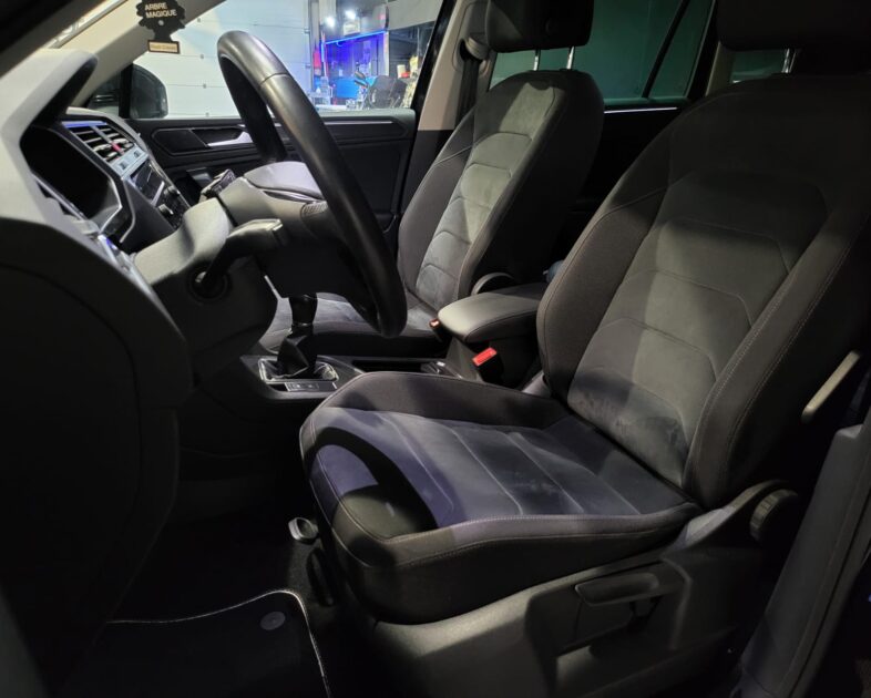 VOLKSWAGEN TIGUAN 2.0 TDI 150cv CARAT VIRTUAL COCKPIT