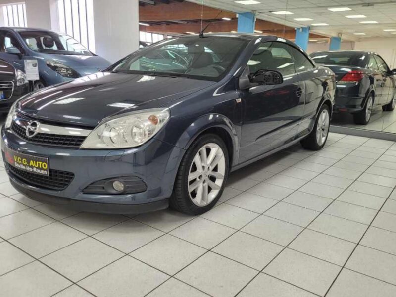 OPEL ASTRA H TwinTop 1.9 CDTi 150 Cosmo