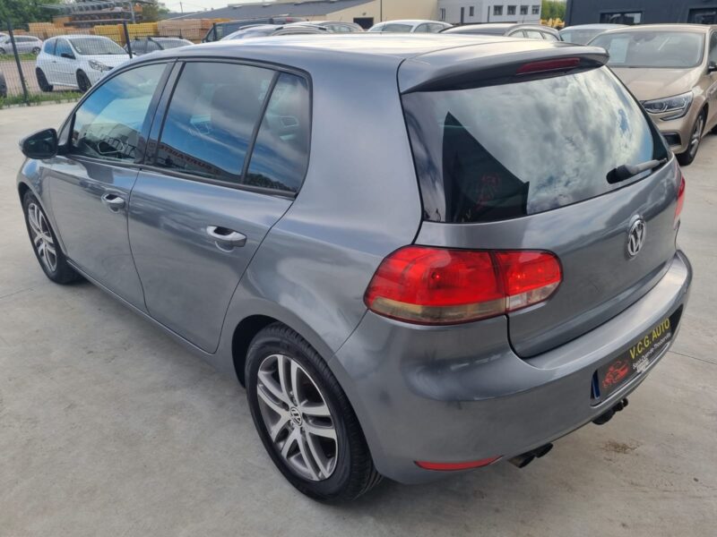 VOLKSWAGEN GOLF VI 2.0 TDI 110 Trendline