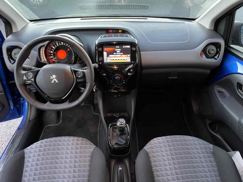 PEUGEOT 108 1.0 TVi 72 STYLE