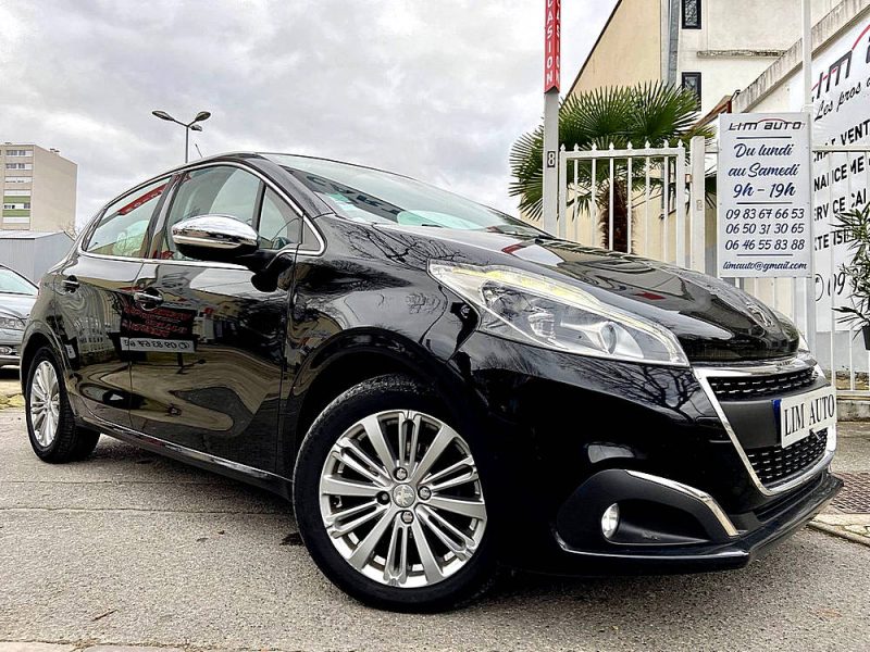 PEUGEOT 208 2016