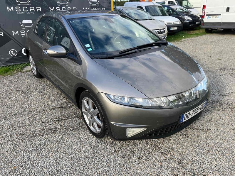 Honda Civic 2.2 i-CTDI GTIE 6 MOIS