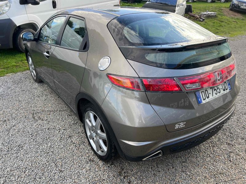 Honda Civic 2.2 i-CTDI GTIE 6 MOIS