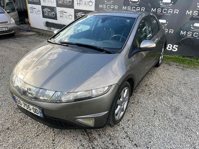 Honda Civic 2.2 i-CTDI GTIE 6 MOIS