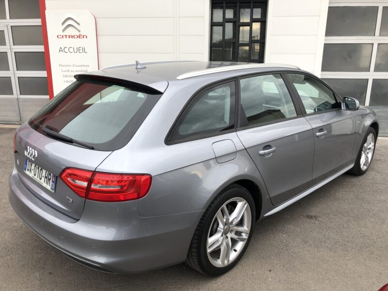 AUDI A4 AVANT 2.0 TDI 150 S-LINE