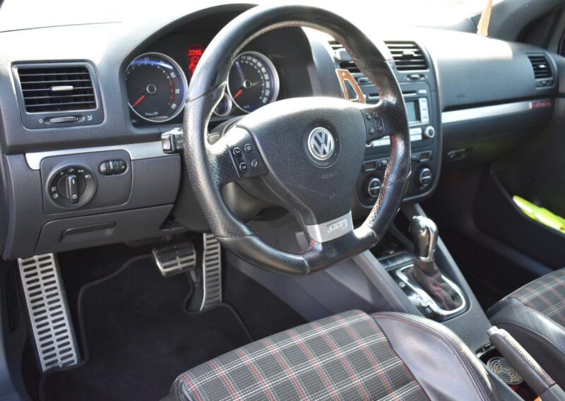 VOLKSWAGEN GOLF V Edition 30 Stage 2 315cv