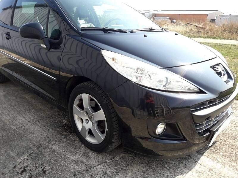 PEUGEOT 207 Féline 1.6 THP 156ch