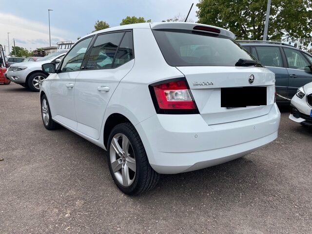 SKODA FABIA 2016