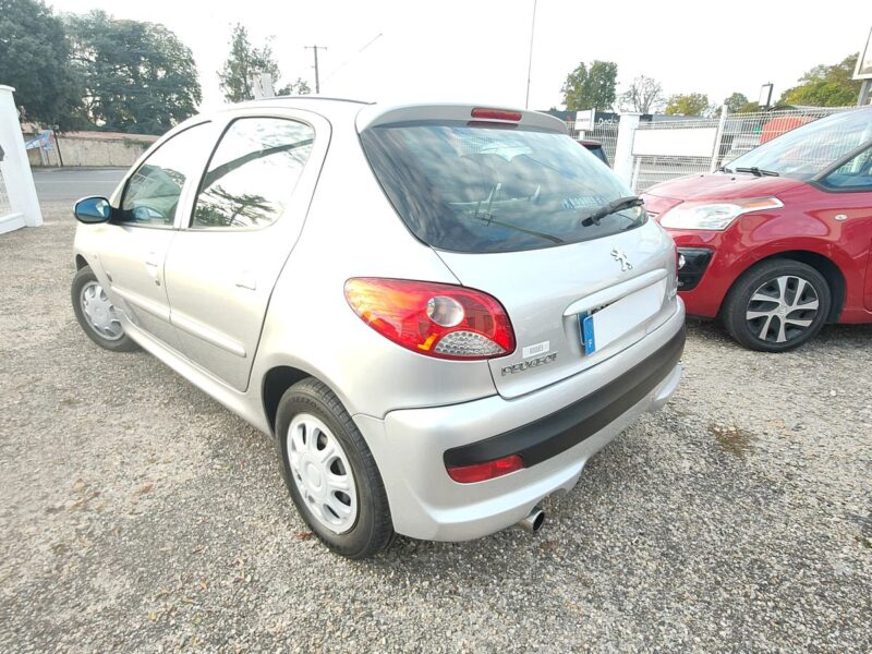 PEUGEOT 206 + 1,4 HDI 70 URBAN