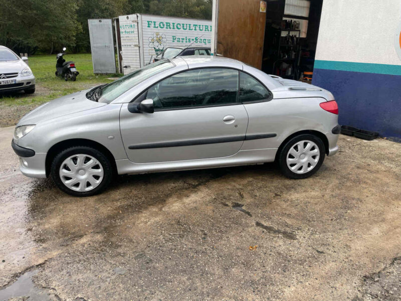 PEUGEOT 206 CC GARANTIE ET REVISEE 