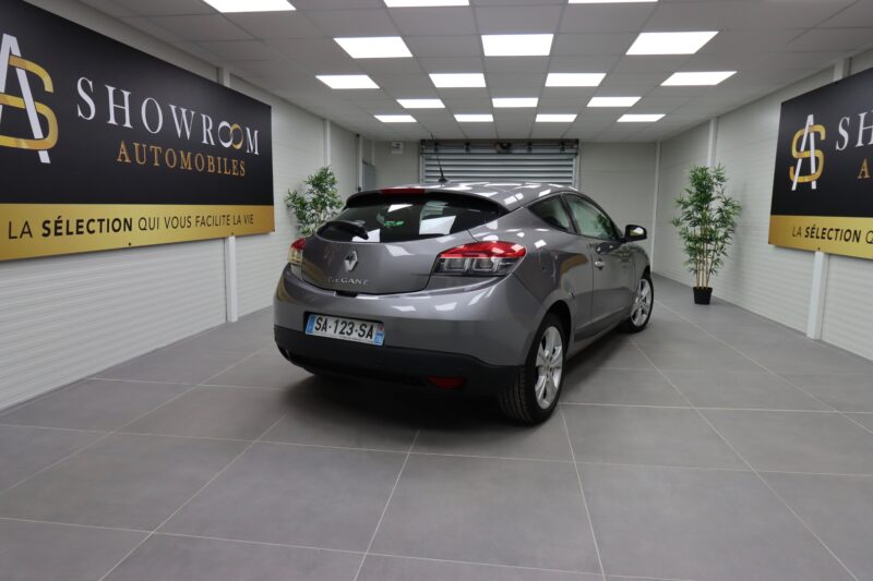 RENAULT MEGANE 2011