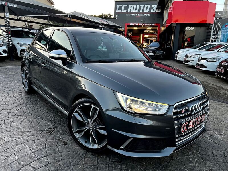 AUDI S1 2014