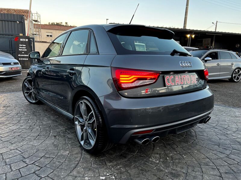 AUDI S1 2014