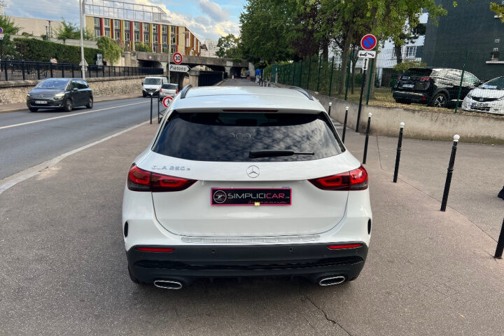 MERCEDES GLA 2020