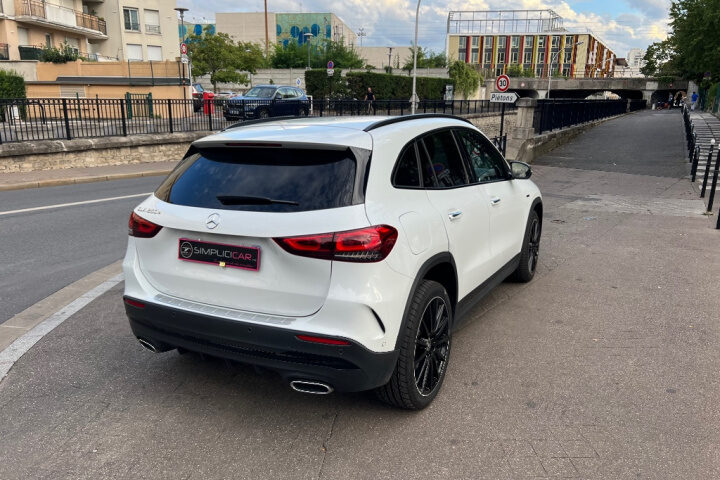 MERCEDES GLA 2020