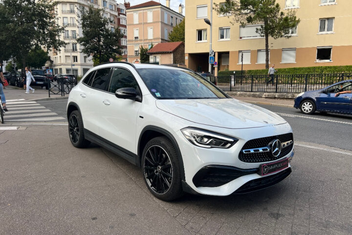 MERCEDES GLA 2020