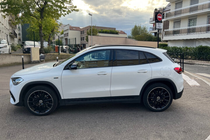 MERCEDES GLA 2020