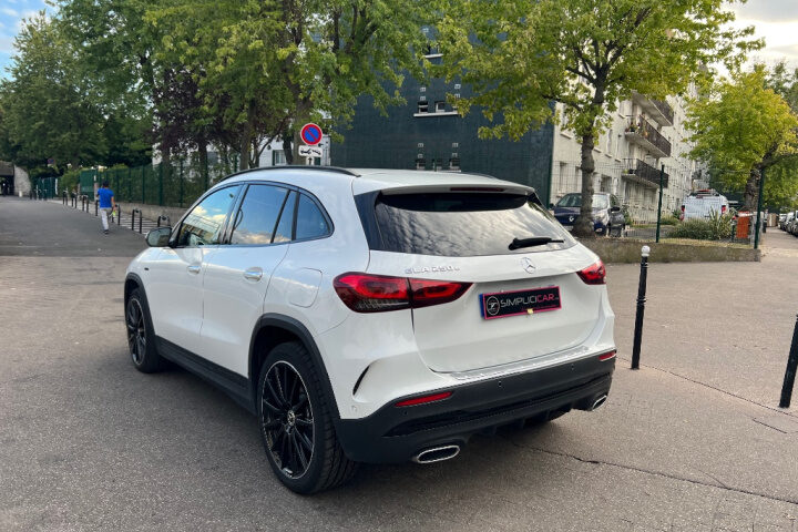 MERCEDES GLA 2020