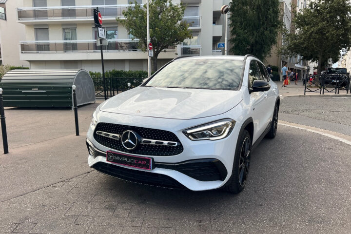 MERCEDES GLA 2020