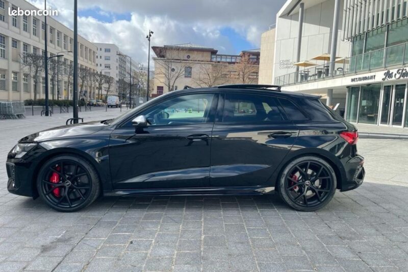 AUDI RS3 2021